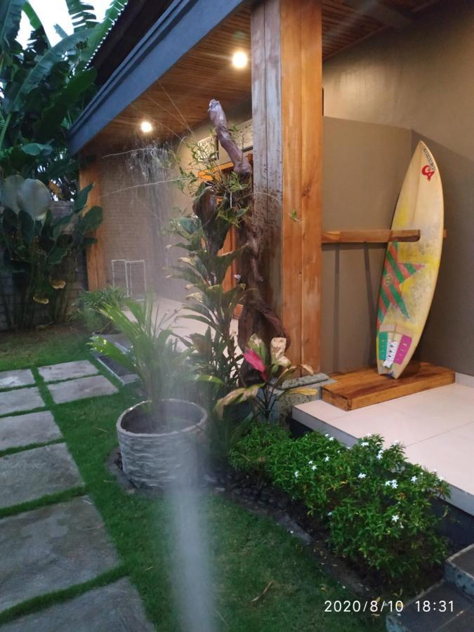 Harris Surf Villa Палакан Екстер'єр фото